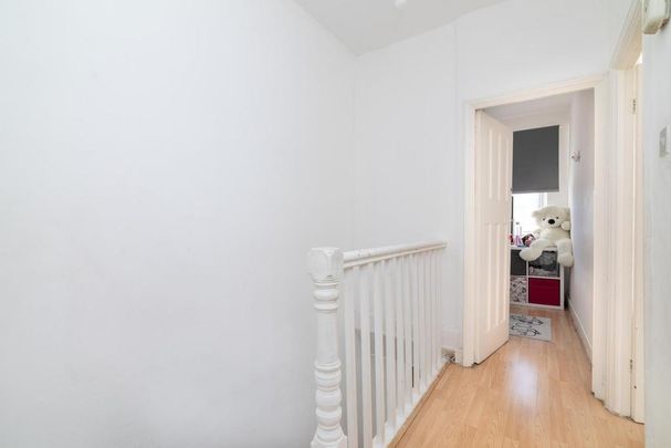 3 bedroom terraced house to rent - Photo 1