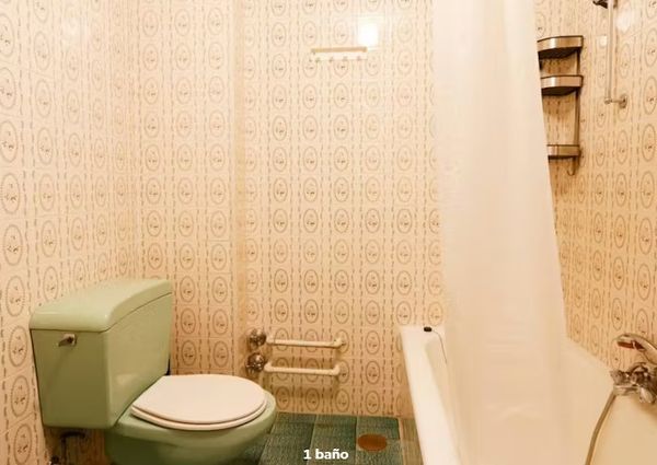 Calle del Rosario, Madrid, Community of Madrid 28005