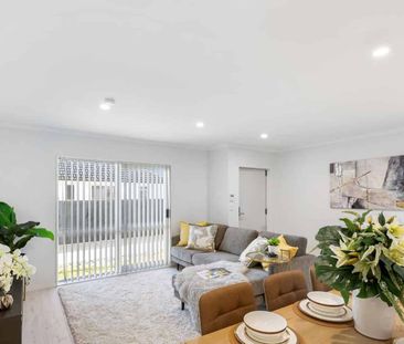 Modern 3-Bedroom Townhouse in Manurewa - Photo 3