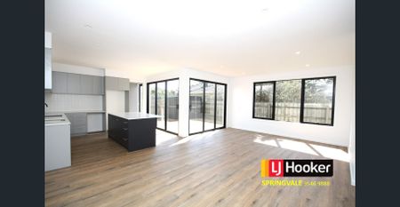 BRAND NEW TOWNHOUSE - Photo 4