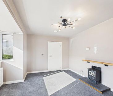 33 East Link, Holywood, BT18 9PQ - Photo 1