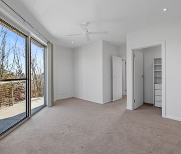 Stunning Designer Townhouse! - Photo 5