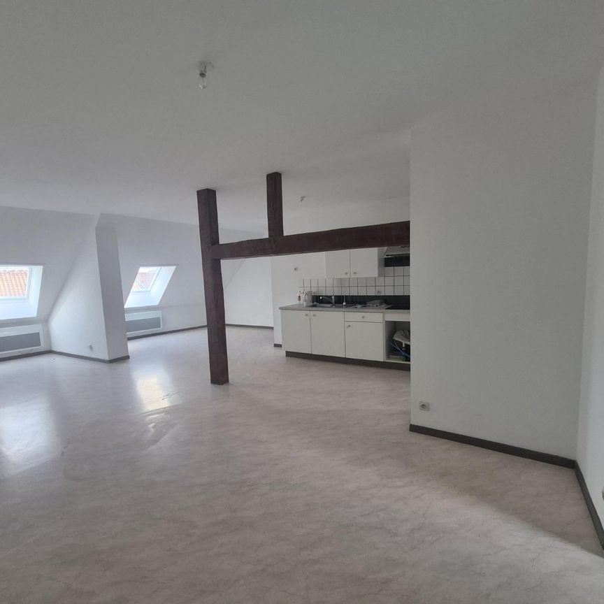 Location Appartement 2 pièces 53m² ST OMER 62500 - Photo 1