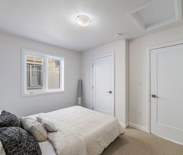 For Lease - 1169 Garner Road Unit# #45, Hamilton, Ontario - Photo 6