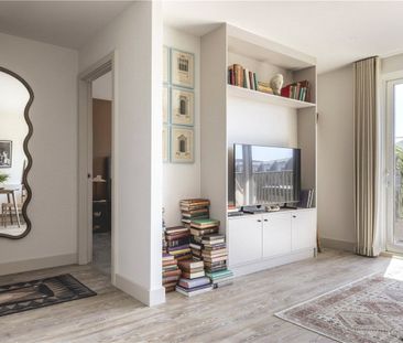 A beautifully designed, brand new one-bedroom apartment in the hear... - Photo 1