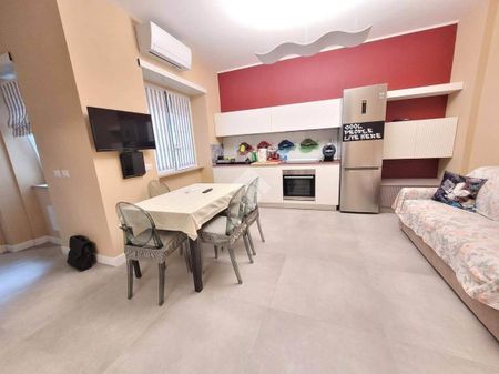 Bilocale piazza Enrico de Leva 18, Stella - Materdei, Napoli - Photo 5
