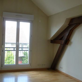 Appartement 2 pièces 31m2 REIMS 460 euros - Photo 1