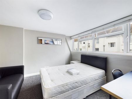 Broad Street, Brighton - Photo 2