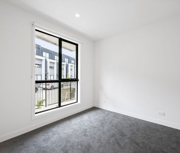 Exclusive gated community living in the heart of Mill Park - Photo 2