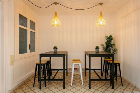 Carrer de Muntaner, Barcelona, Catalonia 08021 - Photo 3