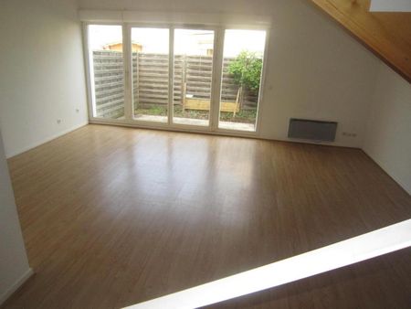 Location Appartement 4 pièces 100m² BORDEAUX 33000 - Photo 2