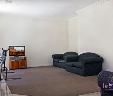 Modern Home in a Prime Kennington Location - Photo 3