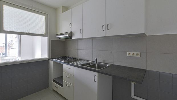 Appartement te huur in Etterbeek - Photo 1