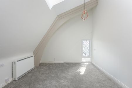 Rent Apt 29 St Barnabas House, Highfield, S2 £900pcm - Photo 5