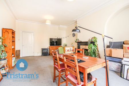 References Pending - 2 bed Apartment - Photo 2