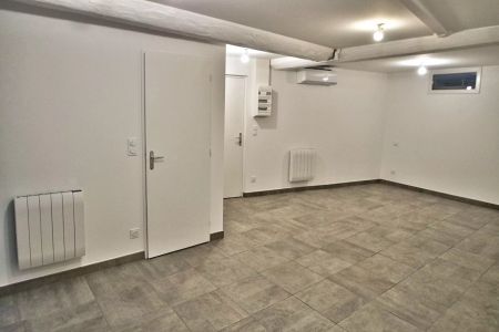 Studio- 1 pièce à louer à Chazay d'Azergues - Réf. 2344 - Photo 5