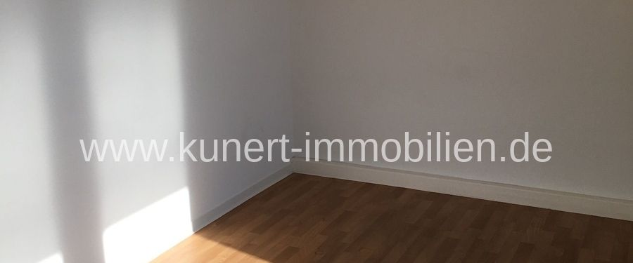 3-Zimmer-Wohnung mit Balkon im 2. OG in der Frohen Zukunft zu vermieten - Foto 1