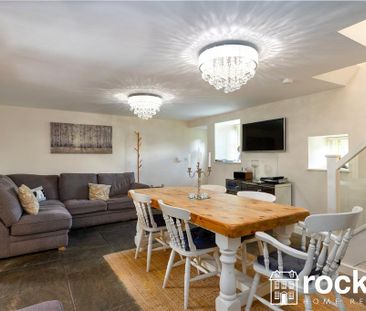 3 bedroom semi-detached house to rent - Photo 6