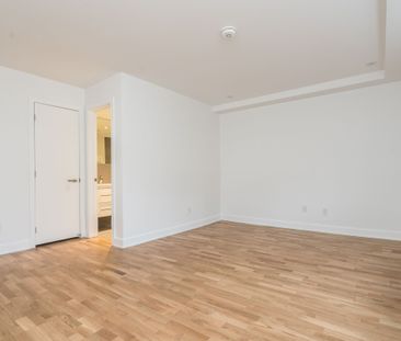 39 Riverwood Parkway - Photo 3