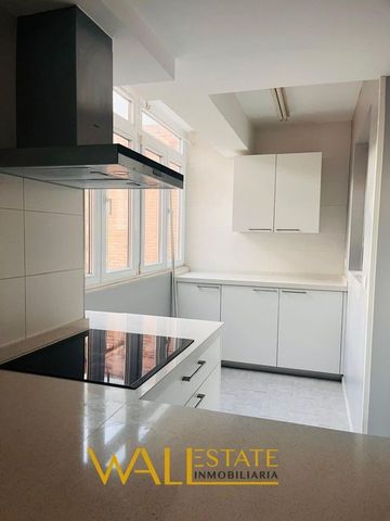 4 room luxury Apartment for rent in Madrid, Spain - Photo 2