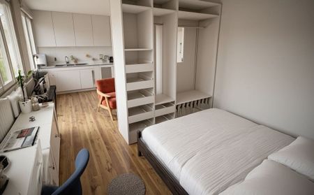 Carrer d Antonio Ponz, Valencia, Valencian Community 46011 - Photo 3