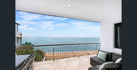 Magficient Furnished Waterfront Unit - Photo 4