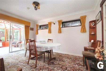 4 bedroom detached house to rent - Photo 4