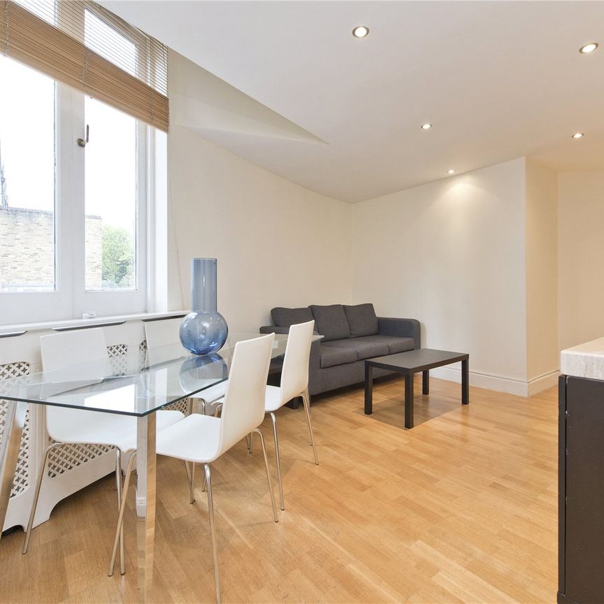 Eliot Mews, St Johns Wood, NW8, London - Photo 1