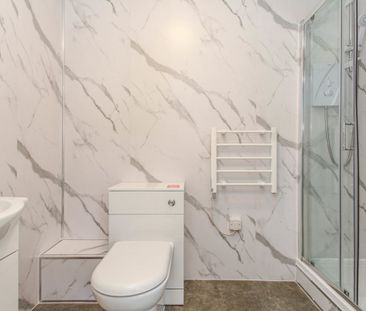 3 bed Apartment for Rent - Photo 2