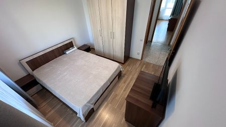 Închiriez apartament 3 cam,70mp, 2 balcoane,dus walk-in,et.3,Dristor 2 - Photo 3