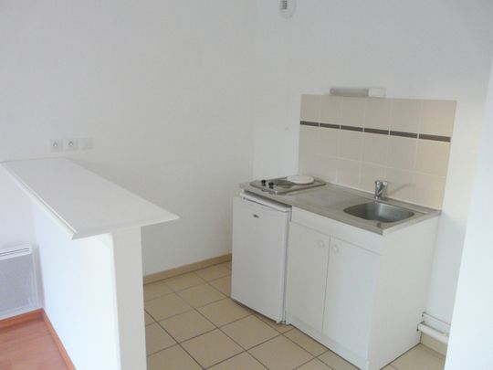 Location Appartement 2 pièces 37m² ST OMER 62500 - Photo 1