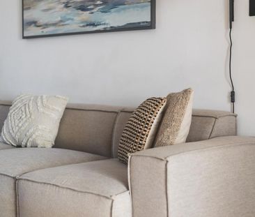 3 bedroom semi-detached house to rent - Photo 3