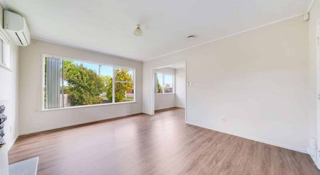 3 Bedroom House - Photo 4