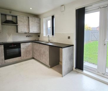 3 bedroom terraced house to rent - Photo 4