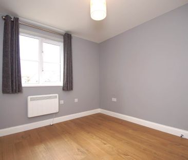 2 bed Flat for rent - Photo 3