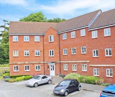 Dovedale, Swindon, Wiltshire, SN25 - Photo 4