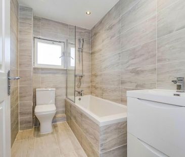 1 Bed Flat, Church Road, IG11 - Photo 4