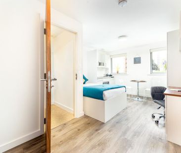 Studio to rent - Photo 5