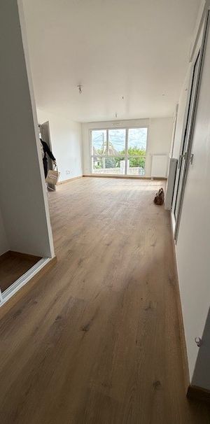 Location Appartement 3 pièces 70m² BAYEUX 14400 - Photo 1