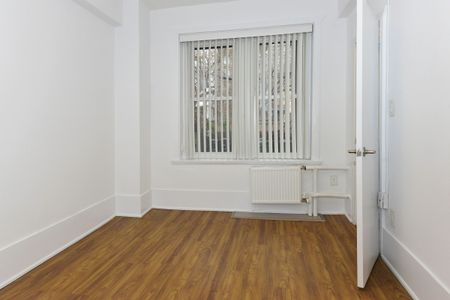 160 Huron Street - Photo 5