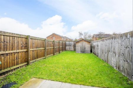 3 bedroom terraced house to rent - Photo 2