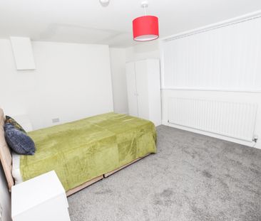 To Let: Palm Street, Middlesbrough, TS1 3EE - Photo 3