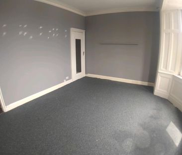 2 Bed Flat, Water Row, G51 - Photo 1