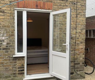 House share to rent - Photo 3