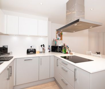 2 Bedroom Apartment, Oval Road, Croydon - Photo 5