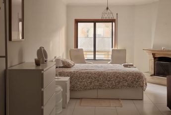Quarto novo e moderno perfeito para o seu conforto Braga