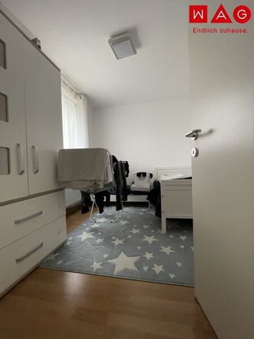 Sonnige Wohlfühlwohnung in Steyr mit Grünblick: perfekt geschnittene Räume, modernes Bad & top Verkehrsanbindung – ideal für Singles, Paare oder kleine Familien mit Anspruch auf Lebensqualität und gepflegte Umgebung. - Photo 3