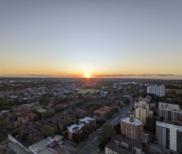 Beautiful Two Bedroom Apartment with Stunning Views!!!! - Photo 3