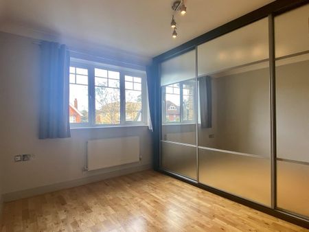 2 bedroom apartment to rent - Photo 2