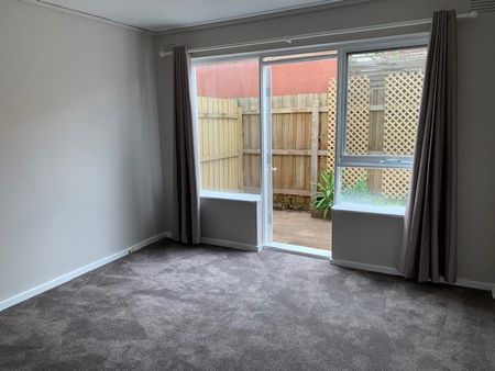 4 / 184 Neerim Road, CARNEGIE - Photo 5